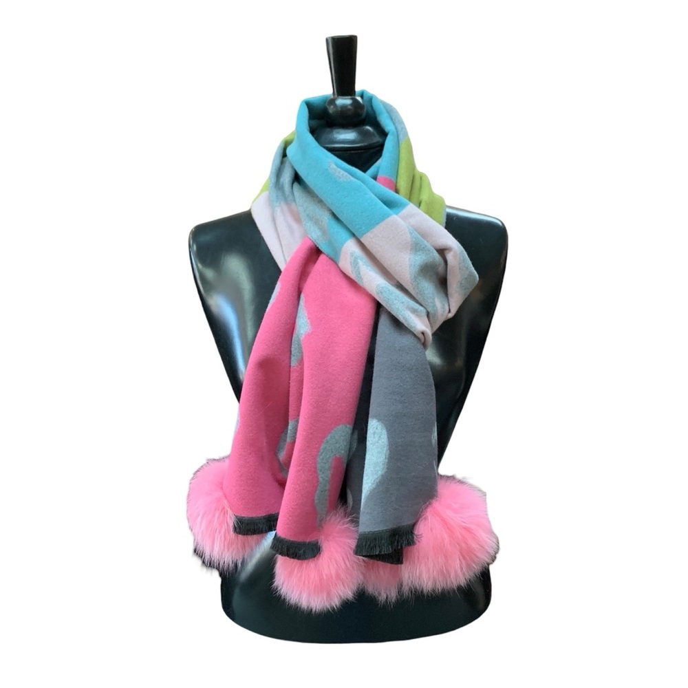 Heart Patterned Genuine Fox Fur Pom Pom Scarf